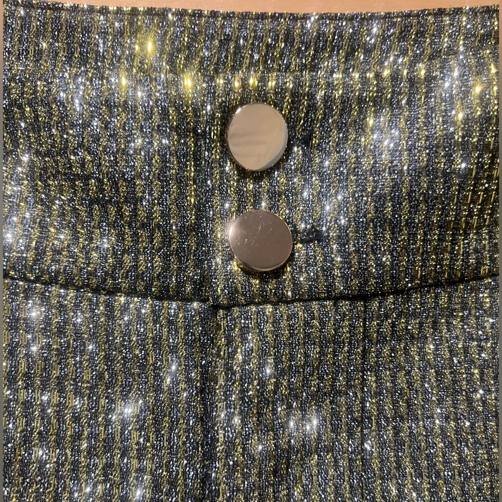 Sans Souci Gold pants with stunning gold buttons. Perfect for a fancy party!